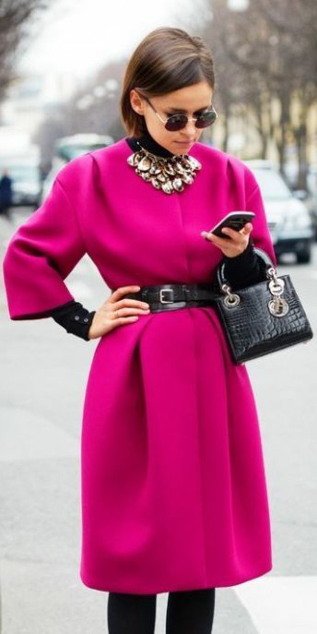 mode d'hiver tendances manteau rose