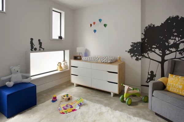 nursery ultra moderne dessin mural accents couleurs