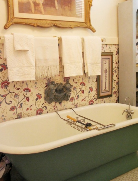 papier peint deco florale salle bain