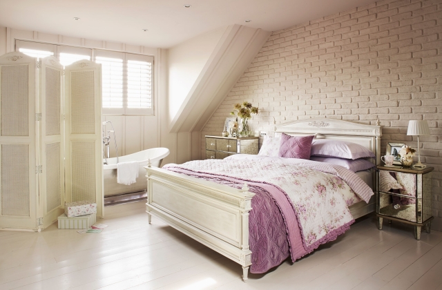 parement-brique-chambre-romantique-blanche