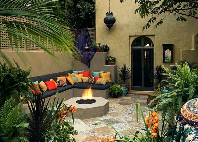 patio style marocain cheminee