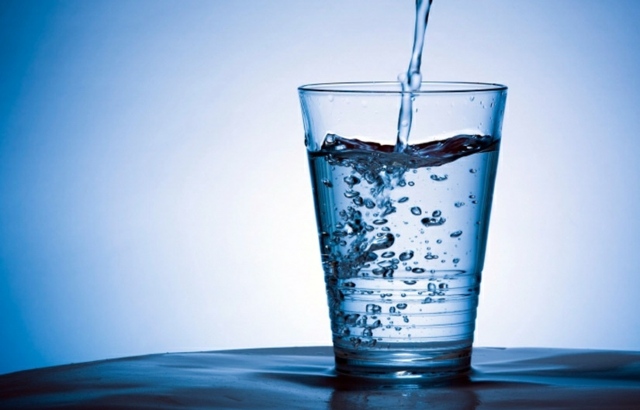 perdre poids eau boire hydratation