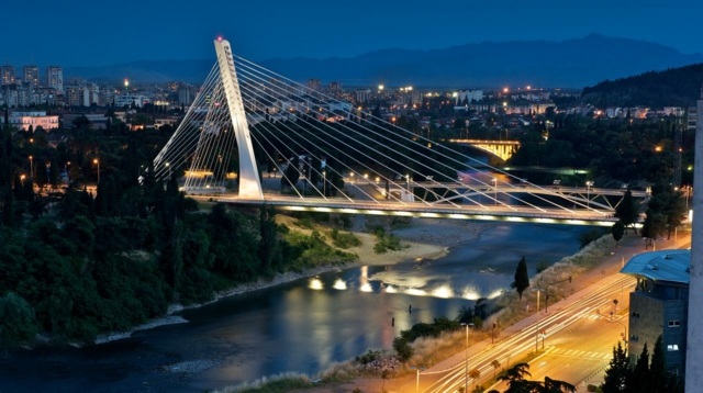 pont Millenium Montenegro voyage en Europe