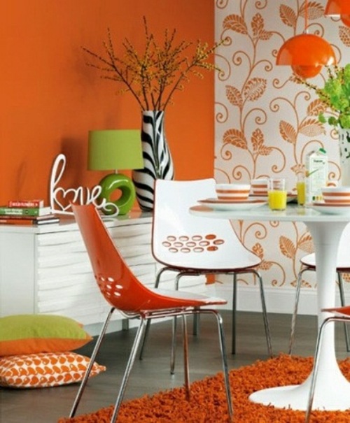 salle à manger orange décoration printanière