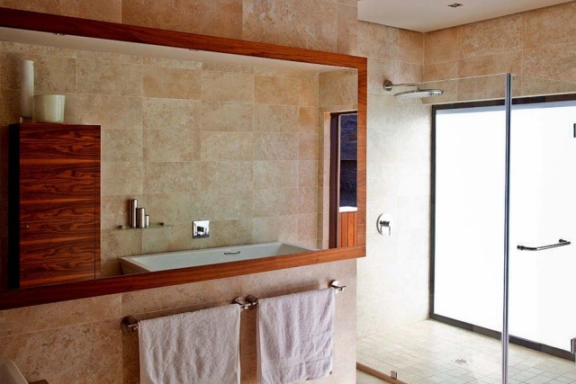 salle-de-bains-miroir-forme-rectangulaire