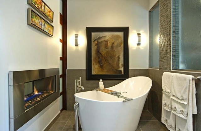 salle de bains spa design baignoire ilot cheminee