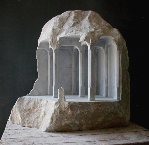 sculpture marbre où intérieur taillé avec précision