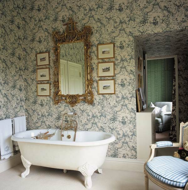 style victorien salle de bains papier peint