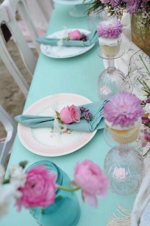 table deco rose bleu