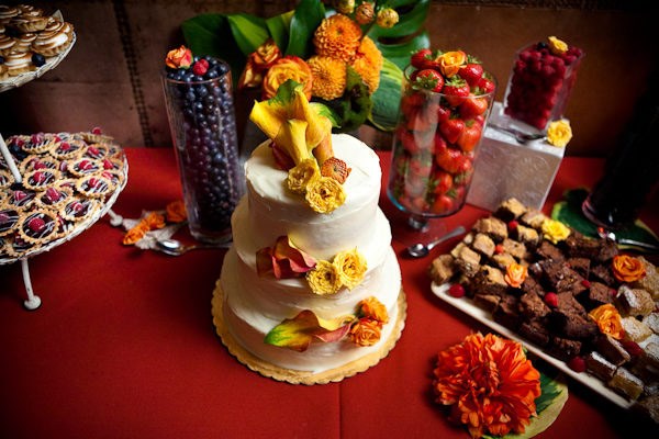 table decoration rouge tarte