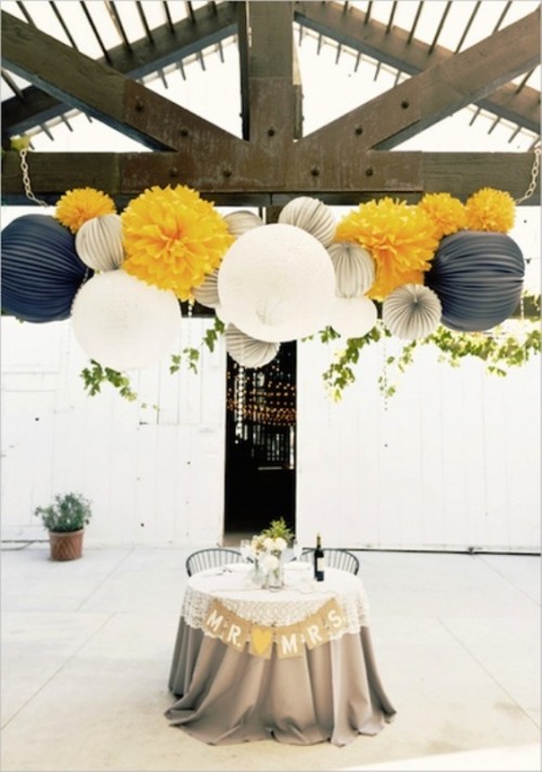 table des maries pavillon jardin ferme bois suspension jaune blanc
