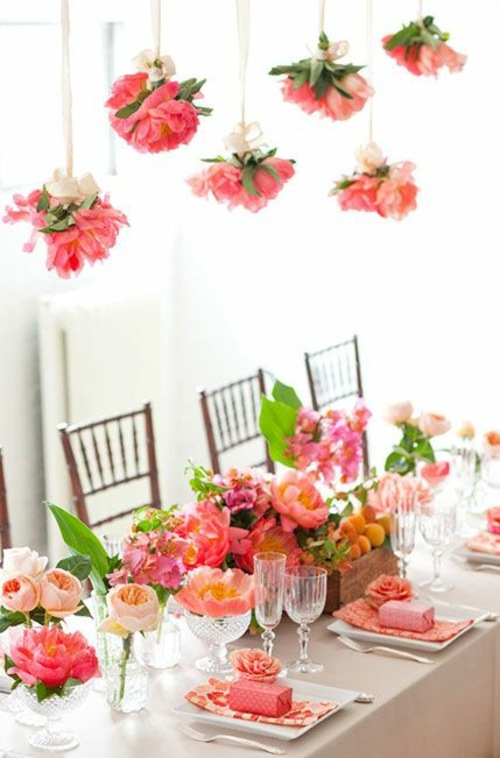 table florale bouquets suspendus