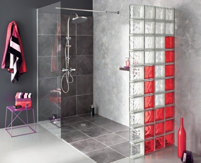 Clôtures intéressantes verre douche à l'italienne couleurs rouge 